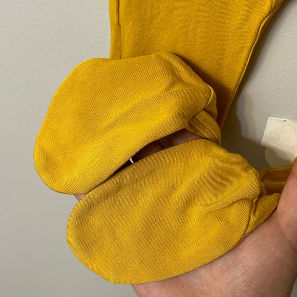 Kyte Retired Mustard Snap footie. From 2018. Size 12-18m - Picture 8 of 10